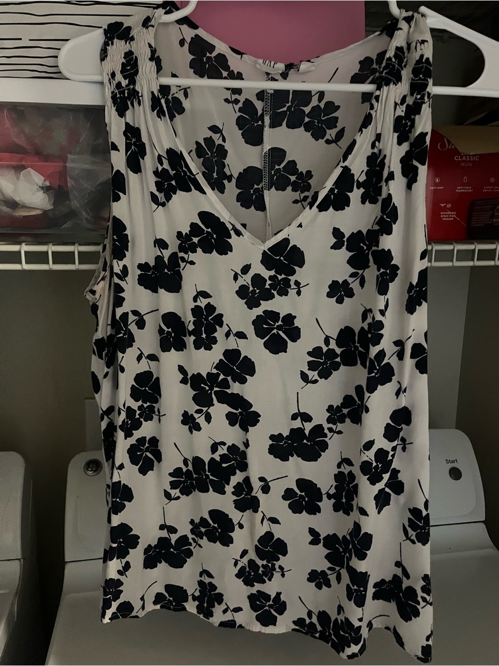 Gap floral tank Size Large